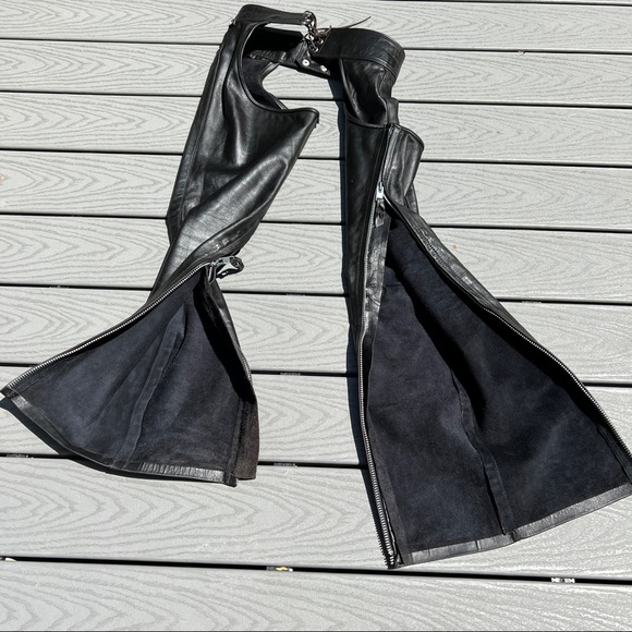 MALE HIDE LEATHERS CHICAGO Motorcycle Riding Chap Leather Snap Front Women’s EUC - Picture 10 of 14